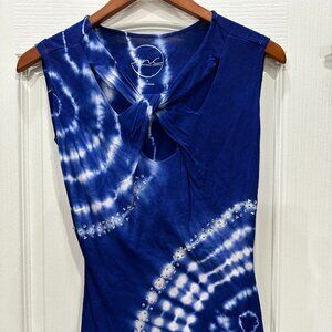 Blue & White tie-dye shirt